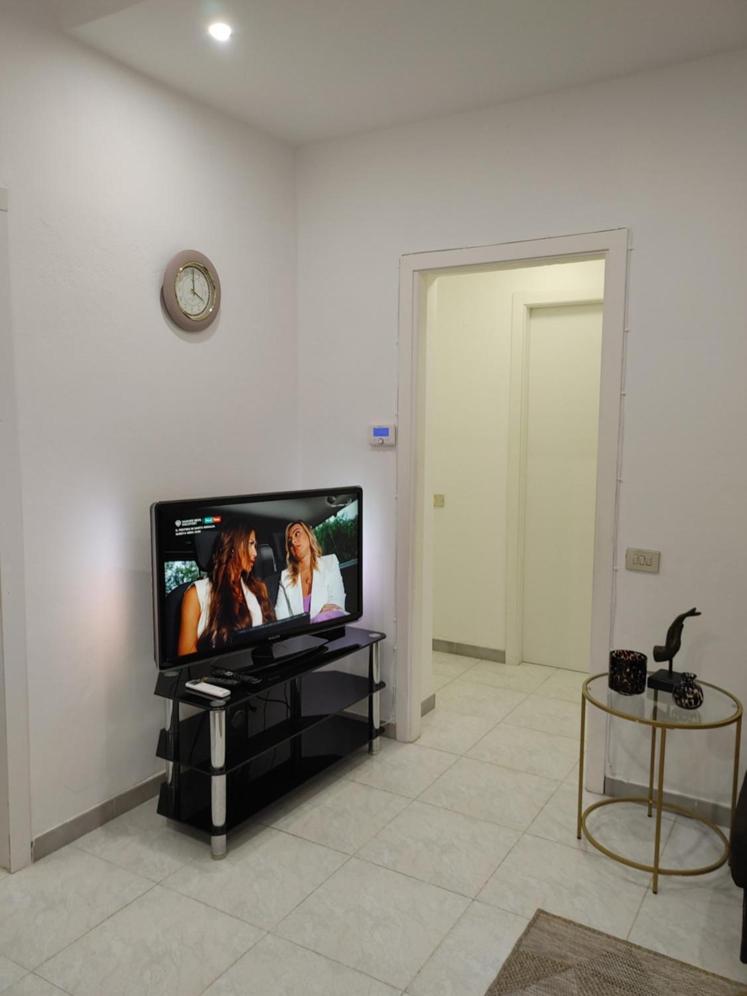 Mazzini Apartment - The V Collection Турате Екстер'єр фото
